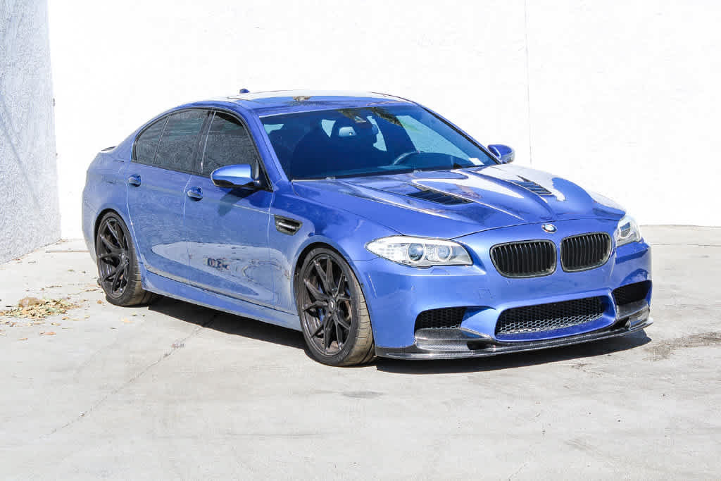 Used 2013 BMW M5 RWD image 3