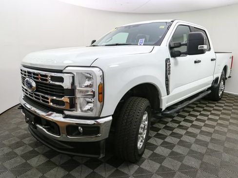 Used 2026 Ford F250 XLT AWD/4WD image 5