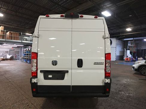 Used 2023 RAM ProMaster 3500 w/ Driver Convenience Group image 4