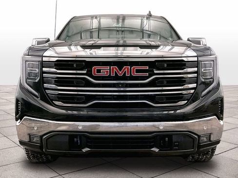 Used 2022 GMC Sierra 1500 SLT w/ SLT Premium Plus Package AWD/4WD image 3