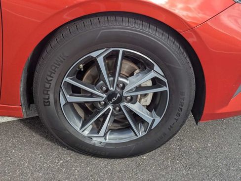 Used 2023 Kia Forte LXS FWD image 11