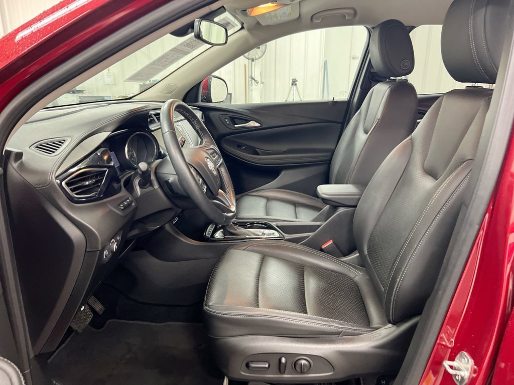 Used 2021 Buick Encore GX Essence w/ Advanced Technology Package AWD/4WD image 20