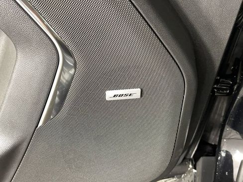 New 2025 Chevrolet Suburban Premier image 31