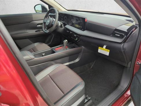 New 2026 Nissan Kicks SR FWD image 19