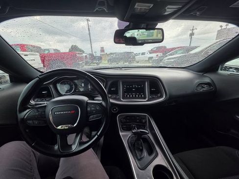 Used 2021 Dodge Challenger SXT RWD image 12