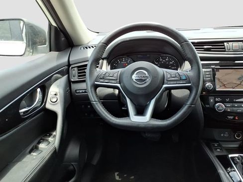 Used 2020 Nissan Rogue SL AWD/4WD image 30