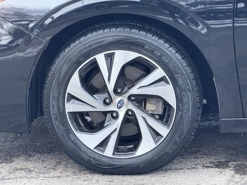 Used 2023 Subaru Legacy Premium image 11