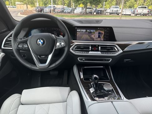 Used 2023 BMW X5 xDrive40i w/ Premium Package AWD/4WD image 29