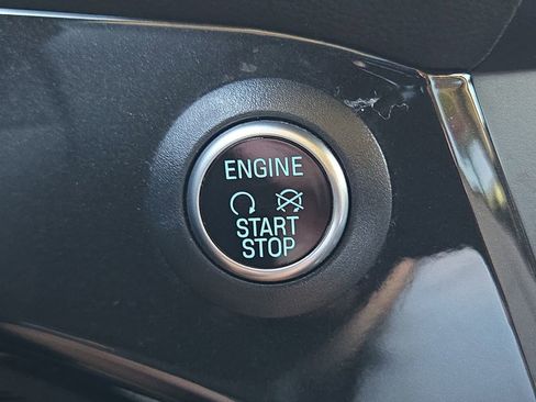 Used 2019 Ford Escape SE image 24