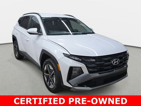 Used 2025 Hyundai Tucson SEL AWD/4WD image 3