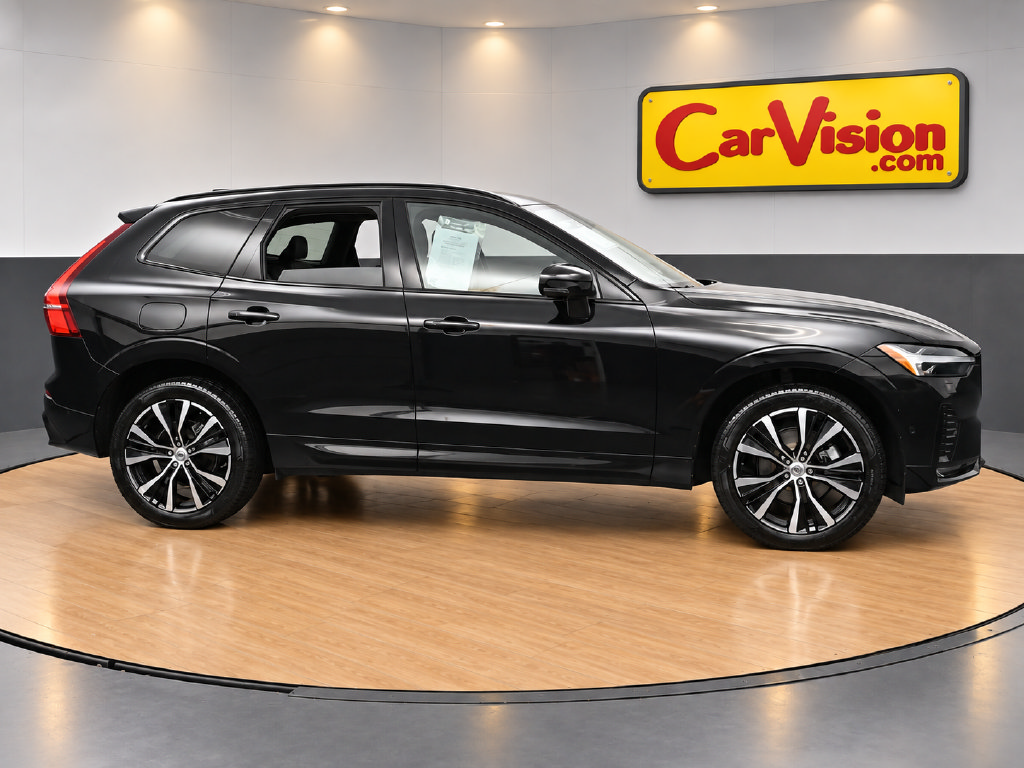 Used 2025 Volvo XC60 B5 Plus w/ Protection Package Premier AWD/4WD image 5