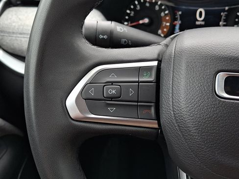Used 2024 Jeep Compass Latitude AWD/4WD image 20