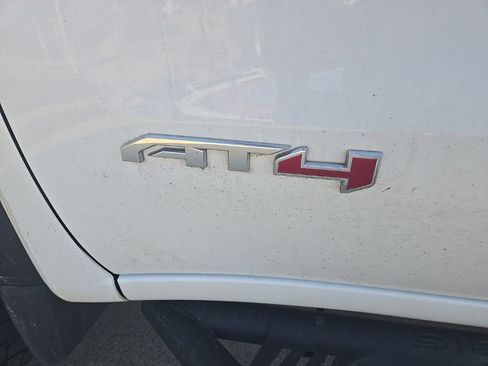 Used 2021 GMC Sierra 1500 AT4 image 9