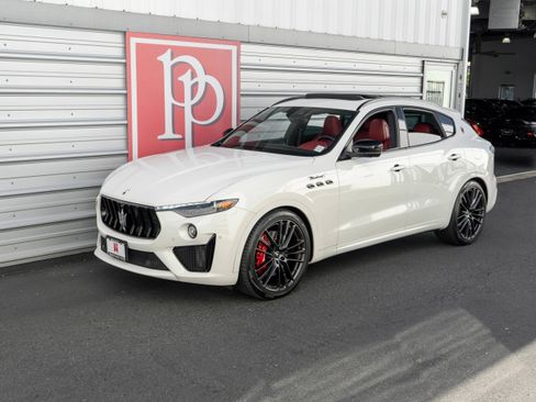 Used 2022 Maserati Levante Modena S image 53