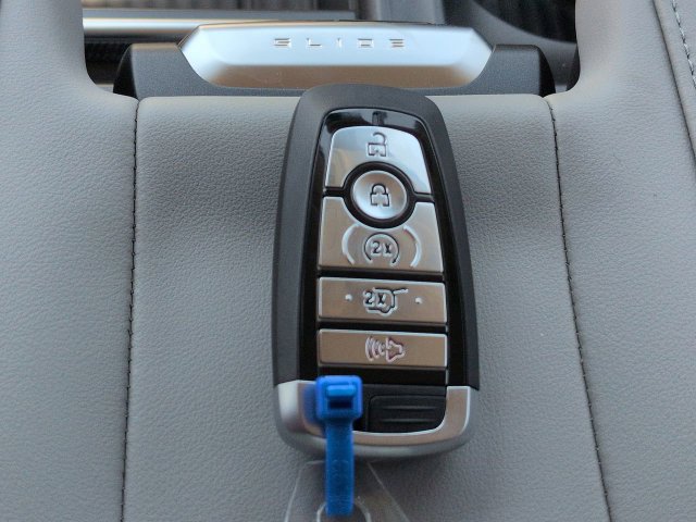 New 2026 Ford Expedition Active RWD image 33