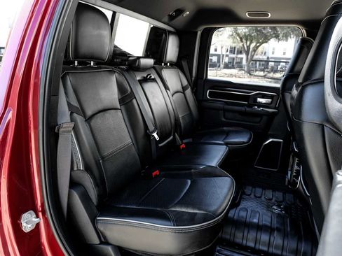 Used 2022 RAM 3500 Laramie image 36