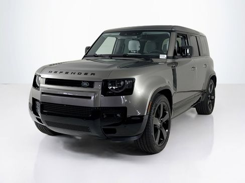 Used 2025 Land Rover Defender 110 X-Dynamic SE image 1