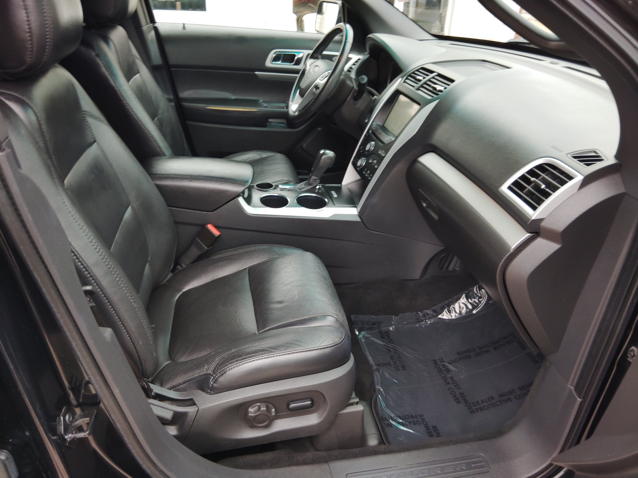 Used 2011 Ford Explorer XLT w/ 202A Rapid Spec Order Code FWD image 30