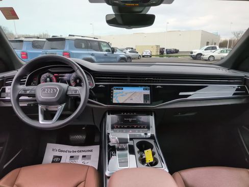 Used 2023 Audi Q8 Premium Plus AWD/4WD image 11