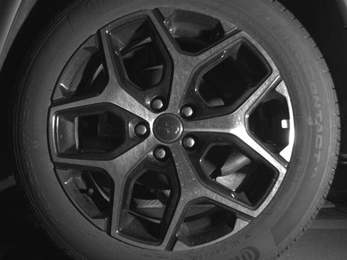 Used 2025 Jeep Compass Limited image 14