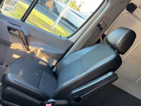 Used 2015 Mercedes-Benz Sprinter 3500 image 25