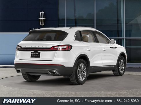 Used 2022 Lincoln Nautilus Black Label w/ Cargo Utility Package AWD/4WD image 2