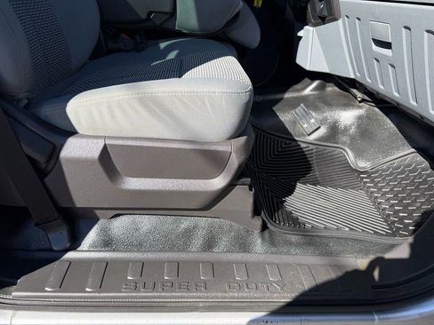 Used 2013 Ford F250 XL w/ PWR Equipment Group image 29