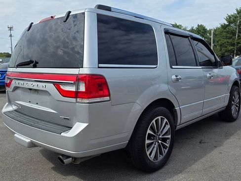 Used 2015 Lincoln Navigator 2WD image 5