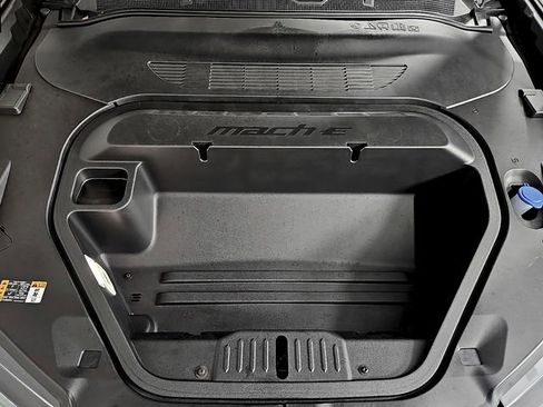 Used 2025 Ford Mustang Mach-E Premium image 29