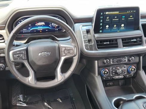 Used 2024 Chevrolet Tahoe Z71 w/ Luxury Package AWD/4WD image 32