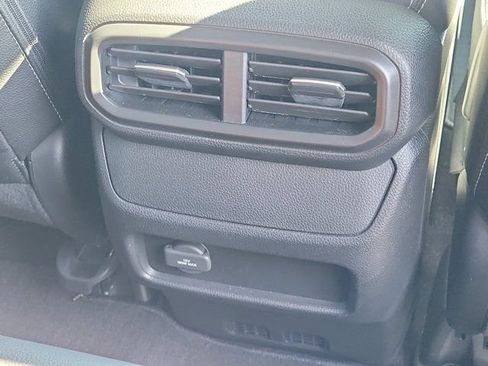 Used 2025 Honda Ridgeline RTL image 6
