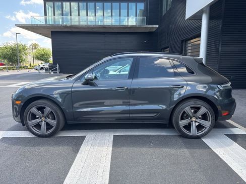 Used 2024 Porsche Macan image 2
