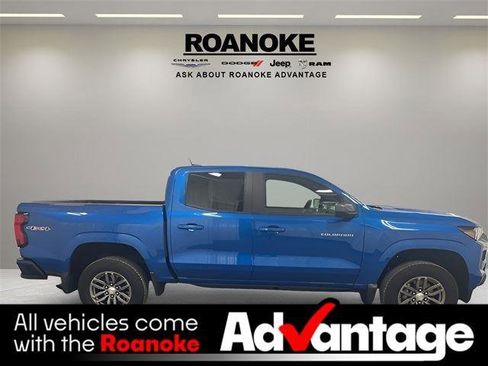 Used 2023 Chevrolet Colorado LT w/ LT Convenience Package II image 10