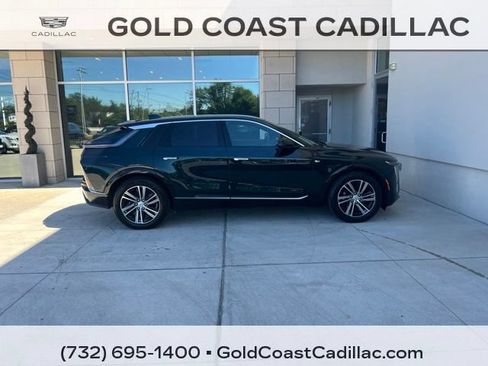 Certified 2024 Cadillac Lyriq Luxury w/ LPO, Floor Liner Package AWD/4WD image 4