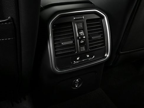 New 2026 Porsche Macan S image 28