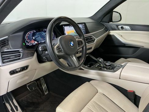 Certified 2022 BMW X7 xDrive40i w/ M Sport Package image 23