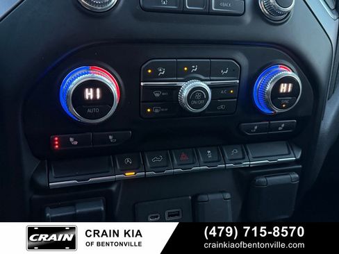 Used 2020 GMC Sierra 1500 Elevation w/ Elevation Value Package image 18