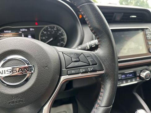 Used 2019 Nissan Kicks SR w/ SR Premium Package FWD image 22