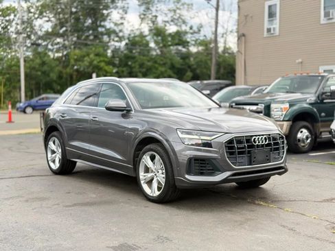 Used 2019 Audi Q8 Premium Plus AWD/4WD image 33