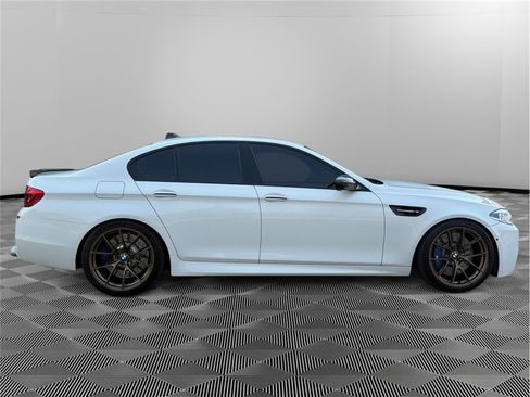 Used 2015 BMW M5 RWD image 6