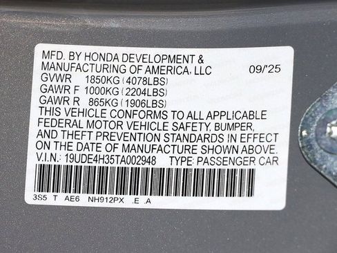 Used 2026 Acura Integra A-Spec image 36