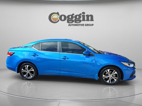 Used 2023 Nissan Sentra SV w/ All-Weather Package image 6