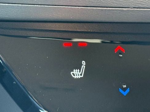 New 2026 Nissan Kicks SR w/ Cold Weather Package image 31