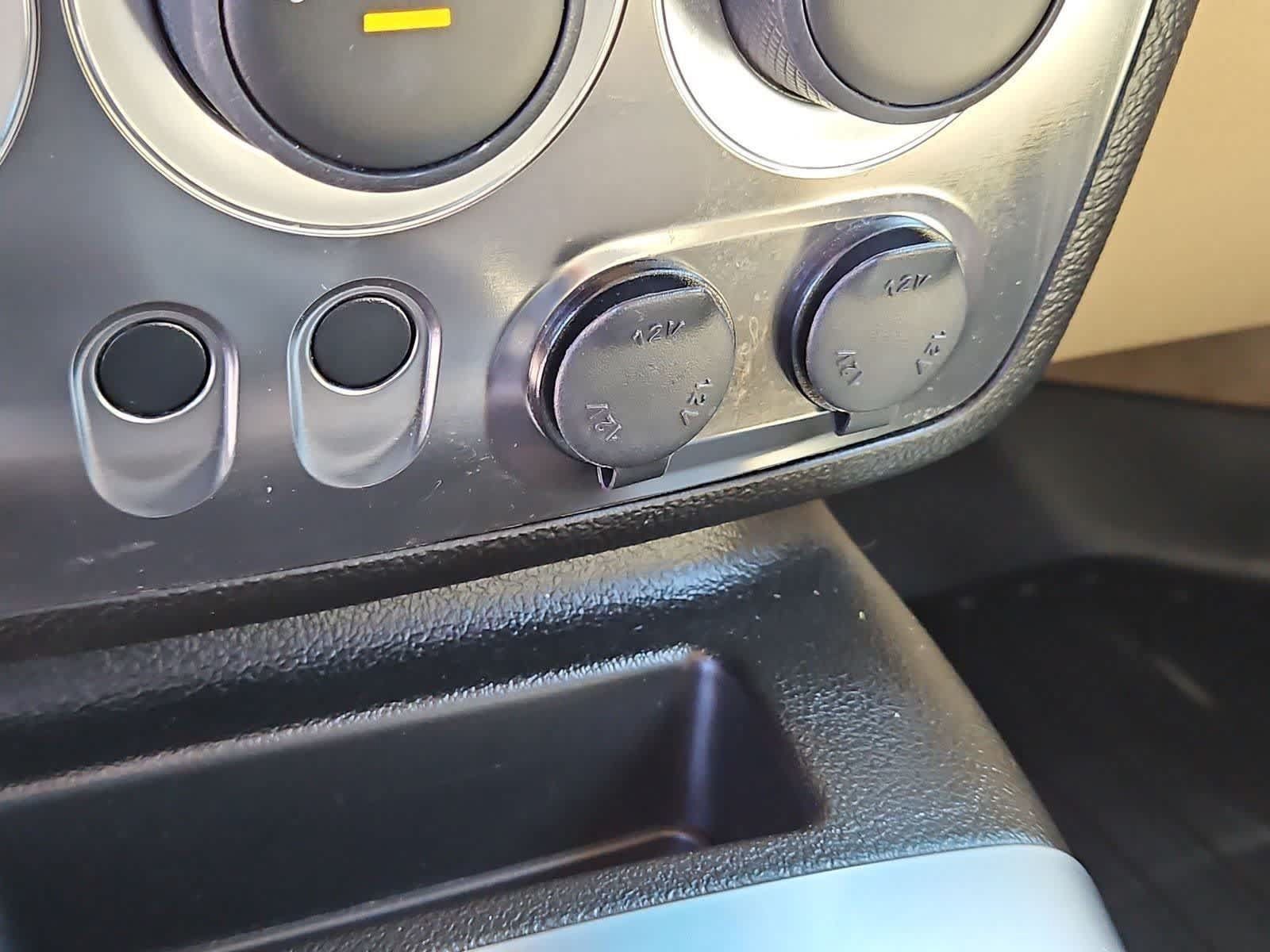 Used 2008 HUMMER H3 Luxury AWD/4WD image 30