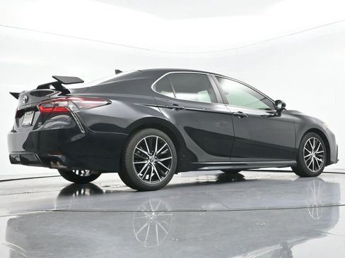 Used 2021 Toyota Camry SE w/ Cold Weather Package AWD/4WD image 51