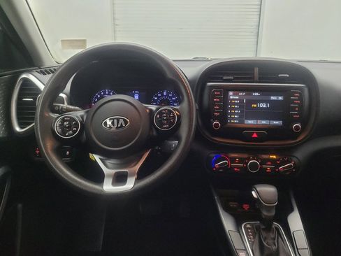 Used 2021 Kia Soul LX FWD image 22