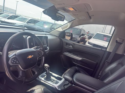 Used 2022 Chevrolet Colorado ZR2 w/ ZR2 Dusk Special Edition AWD/4WD image 26