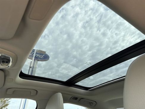 Used 2020 Volvo S60 T6 Momentum image 6