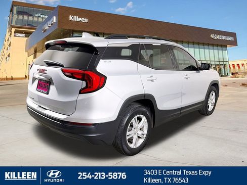 Used 2020 GMC Terrain SLE w/ Driver Convenience Package image 8
