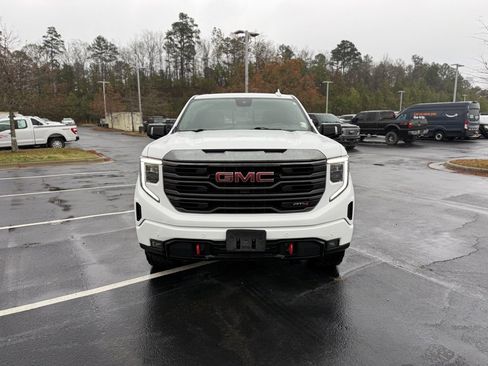 Used 2024 GMC Sierra 1500 AT4 w/ Technology Package image 2